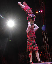 Die Wolf Brothers stehen für Komik, Klamauk und Kaskaden